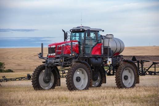 Massey Ferguson apresenta inovações tecnológicas do Pulverizador MF 9130 Plus na Agrishow